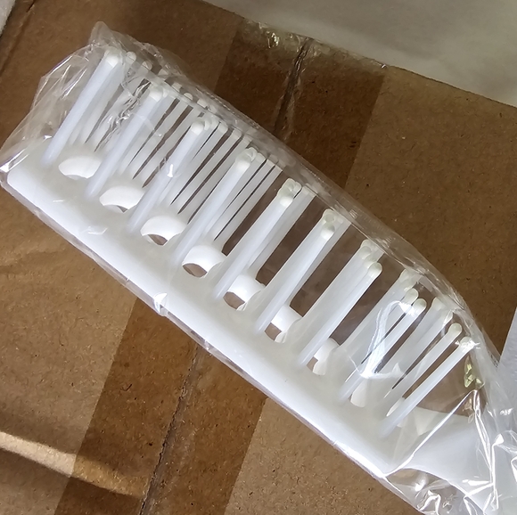 Air BNB Toiletries 12pK NEW - Picture 3 of 5